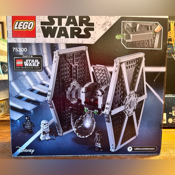 Lego 75300 Imperial TIE Fighter - Picture 11 of 12